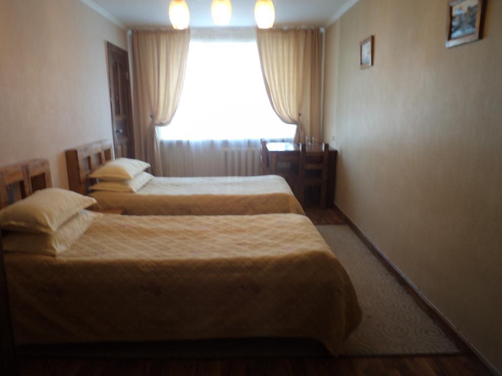 Galirad Hotel Ustʼ-Kamenogorsk 客房 照片