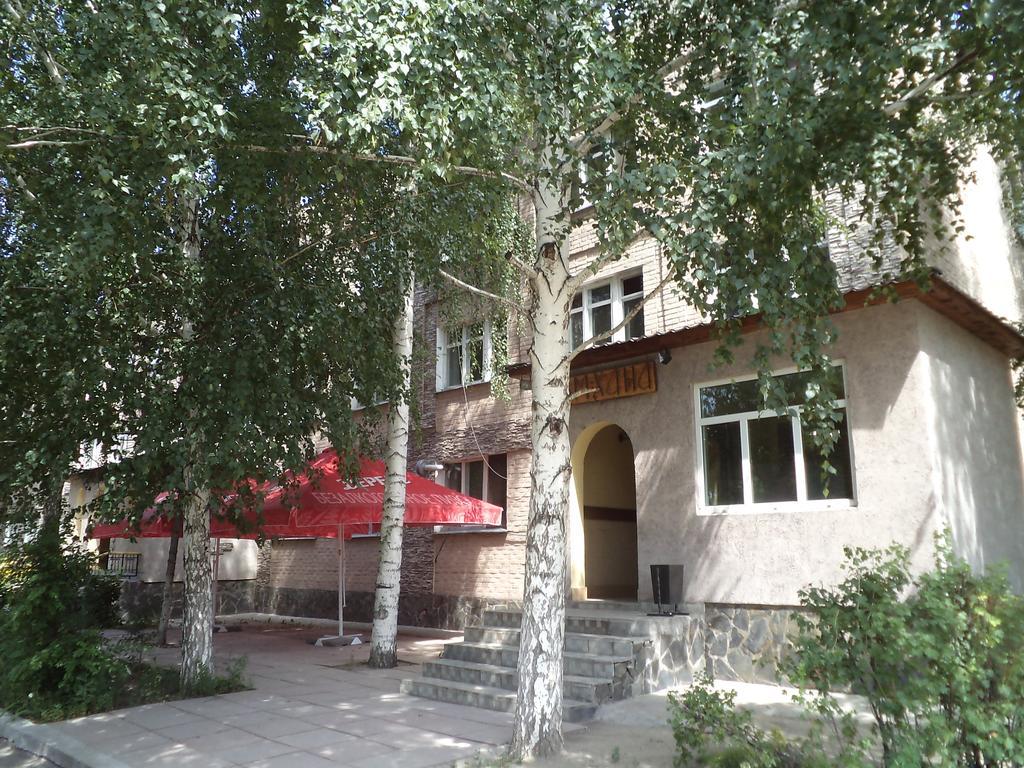Galirad Hotel Ustʼ-Kamenogorsk 外观 照片
