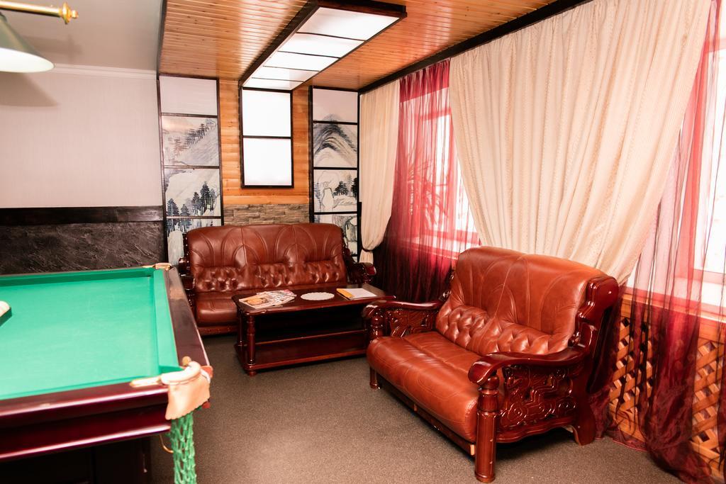 Galirad Hotel Ustʼ-Kamenogorsk 客房 照片