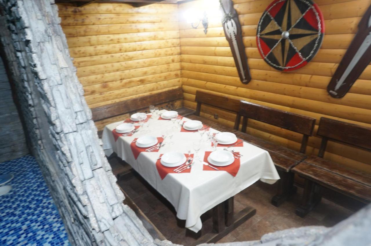 Galirad Hotel Ustʼ-Kamenogorsk 外观 照片